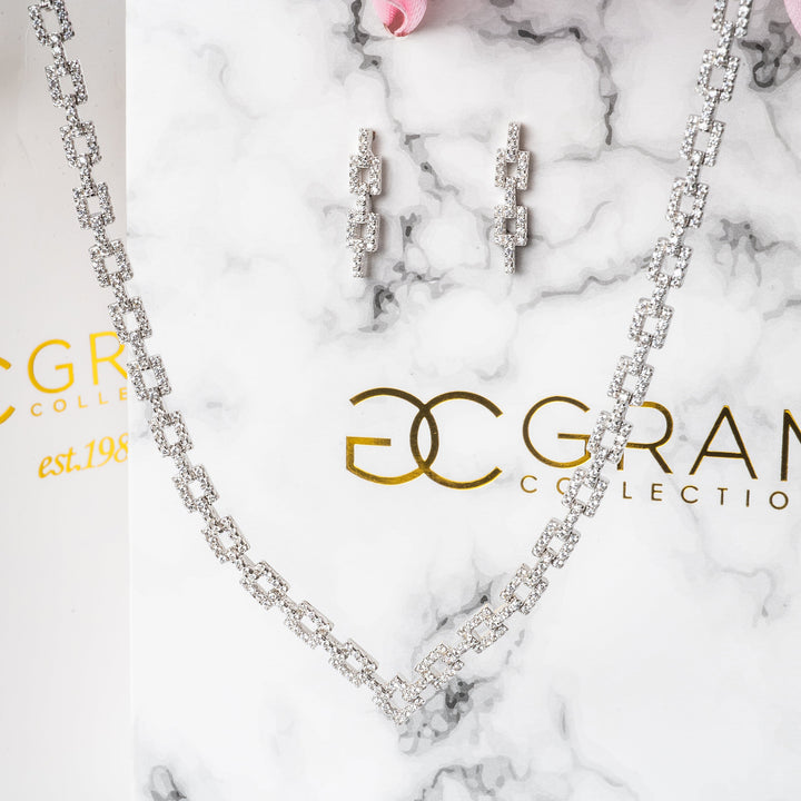 A close up view of Alana Necklace
