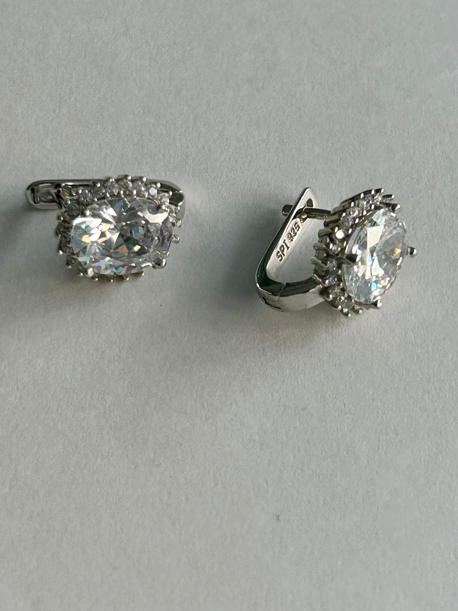 Kate Earrings