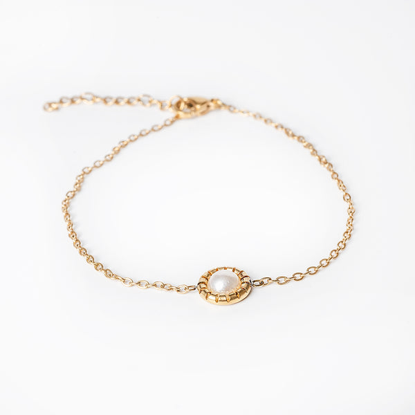 Victoria Gold Bracelet