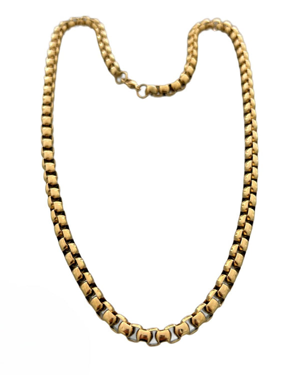 A close up view of Tal-Pappagal Necklace standing in the center of the image against a white background 