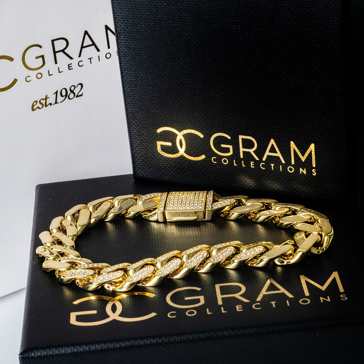 Vinna Bracelet placed on its box