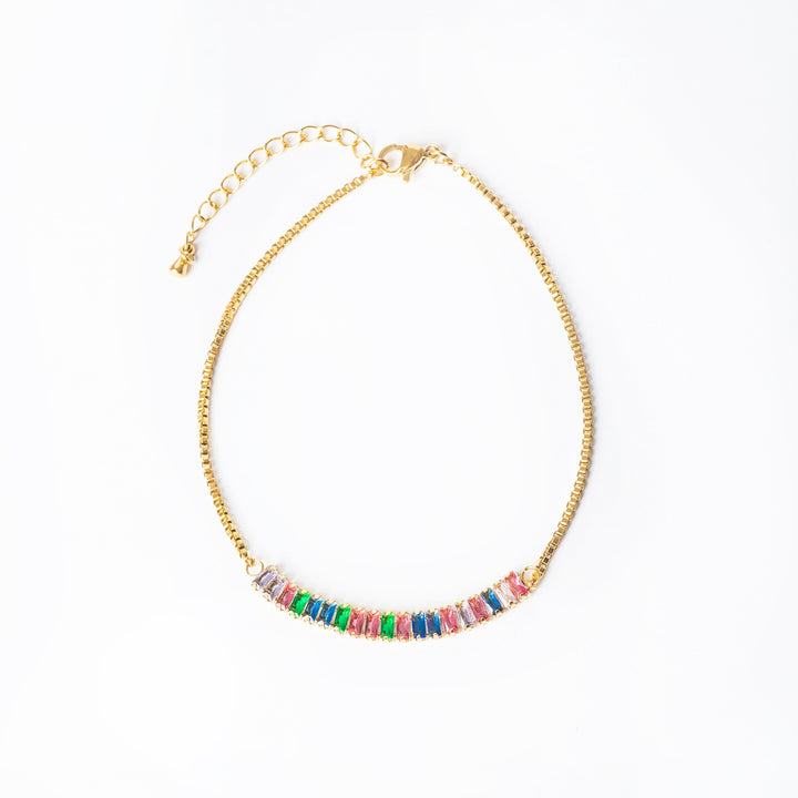 A bird view of Ariana Bracelet standing in the center of the image against a white background. 