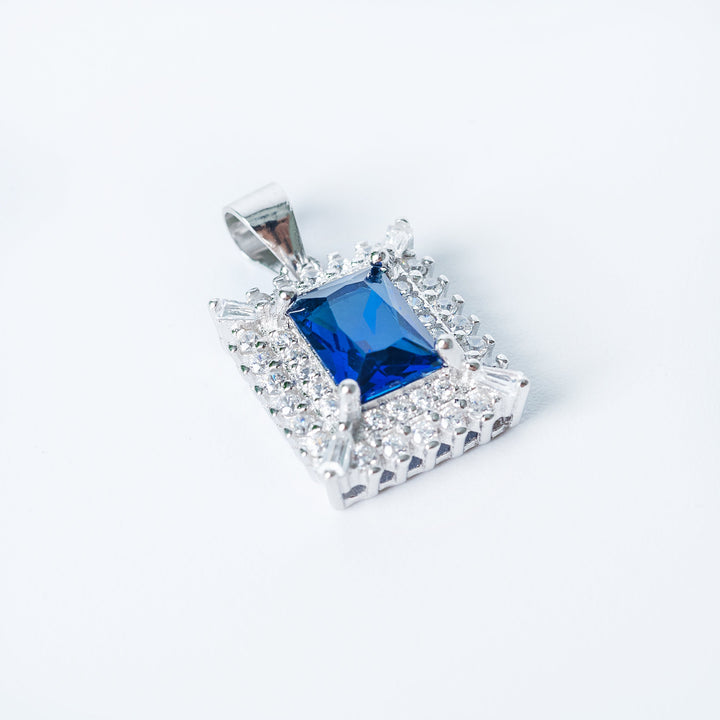 A bird view of Diana necklace standing in the center of the image against a white background. 