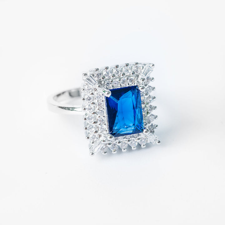 diana ring stand in the center from a profile side in the center of the image against a white background 