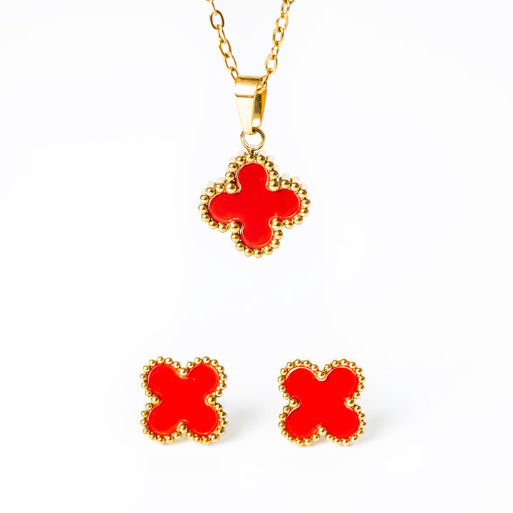 A close up view of Fiore Set standing in the center of the image against a white background. 