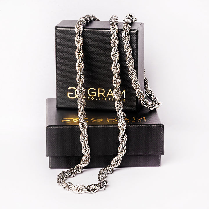 Cagliari silver Bracelet placed on its box. 