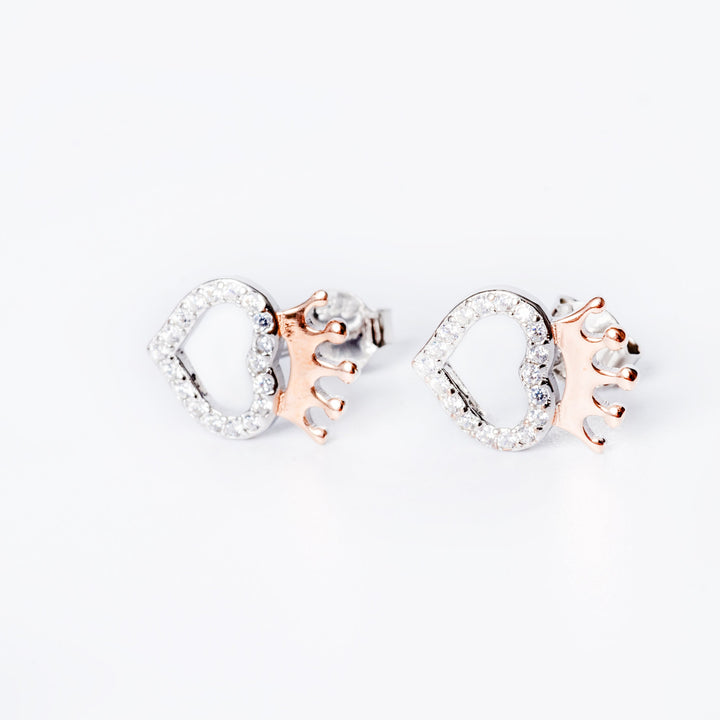 Gram collections bonnie set earrings standing in the center of the image against a white background 