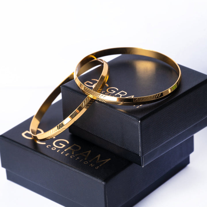 Fili rigati placed onto their uniquely designed gram collections black box. 