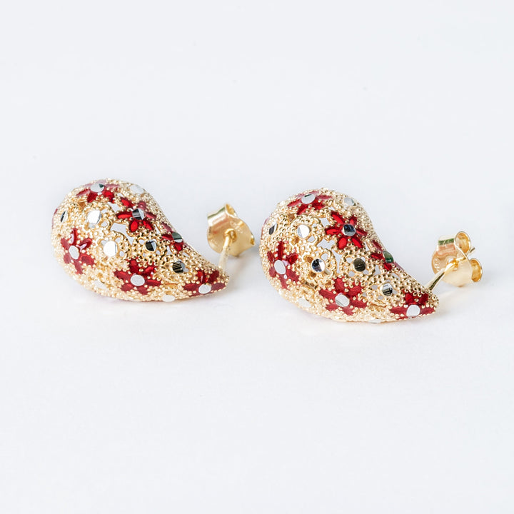 Lucija Earrings, close up 