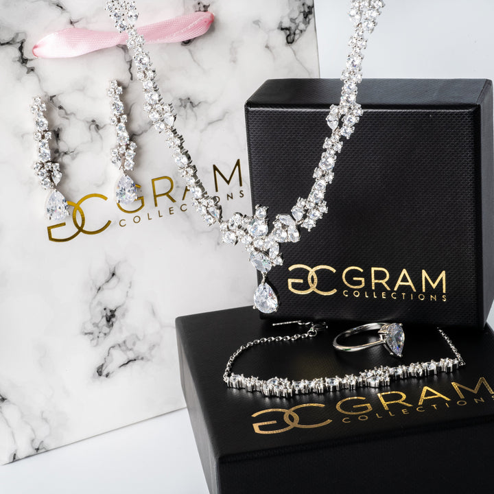 Melissa Necklace set and boxes close up.