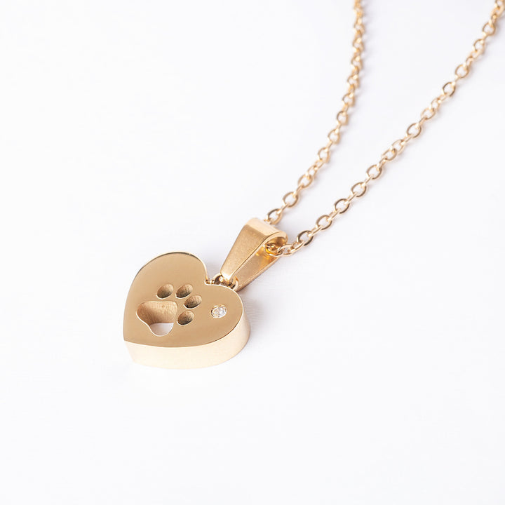 A paw necklace side view 