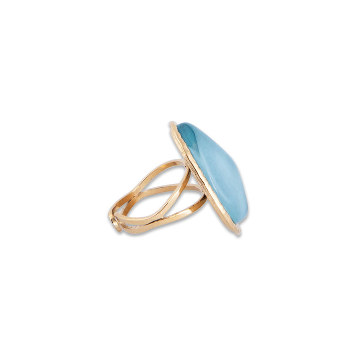 Pretty Bay ring with a light blue stone on a white background