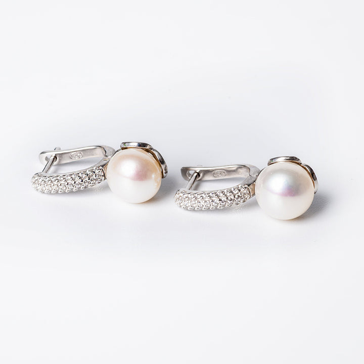 A gram collections Layla earrings close up view 