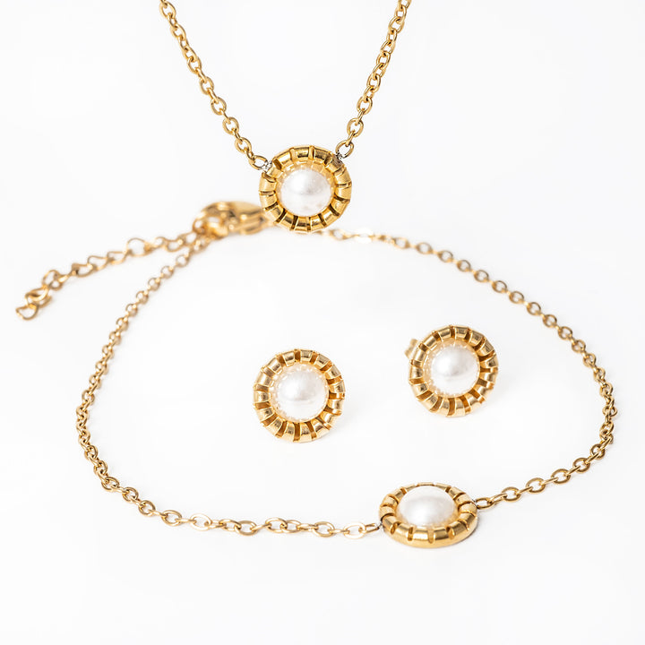 A vitoria gold set standing in the center of the image against a white background. 