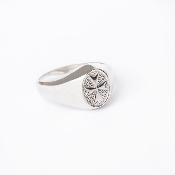 Xandru Silver Ring