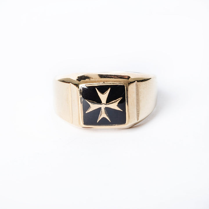 Gianni Gold Ring front view 