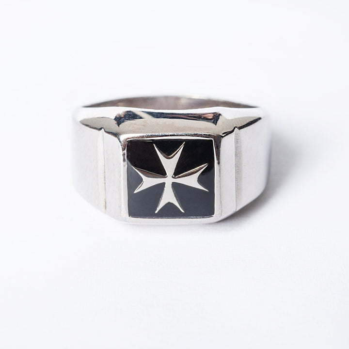 Front view of Gianni Silver Ring standing in the center of the image against a white background. 